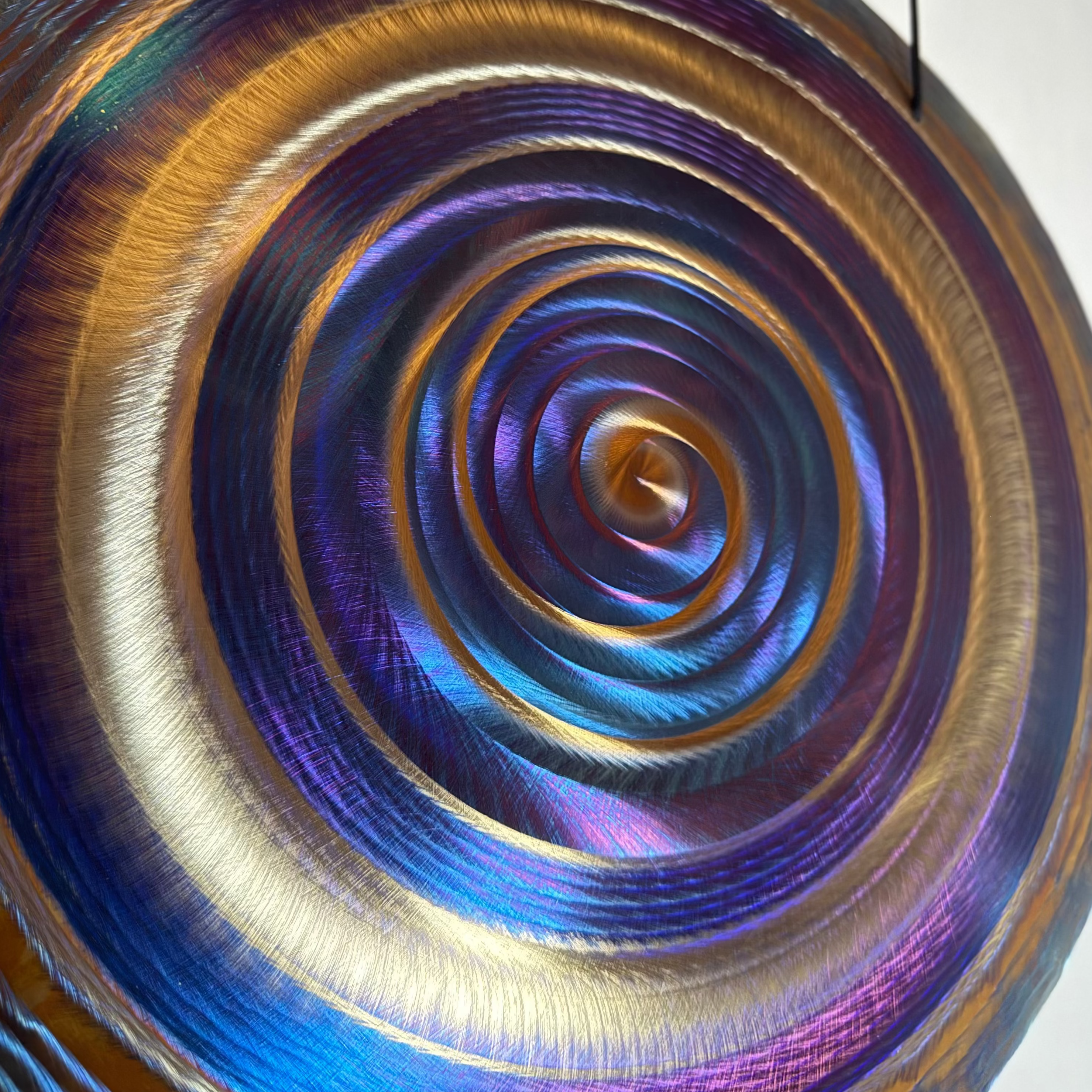 Grotta Sonora - 19”/48cm Handheld Gong (Blue, Purple & Gold)