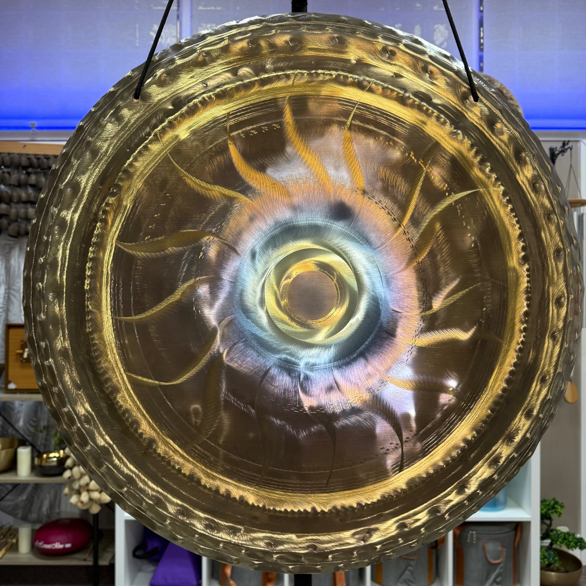 Grotta Sonora – 32”/ 80cm Nickel Silver Gong (Sacred Sun)