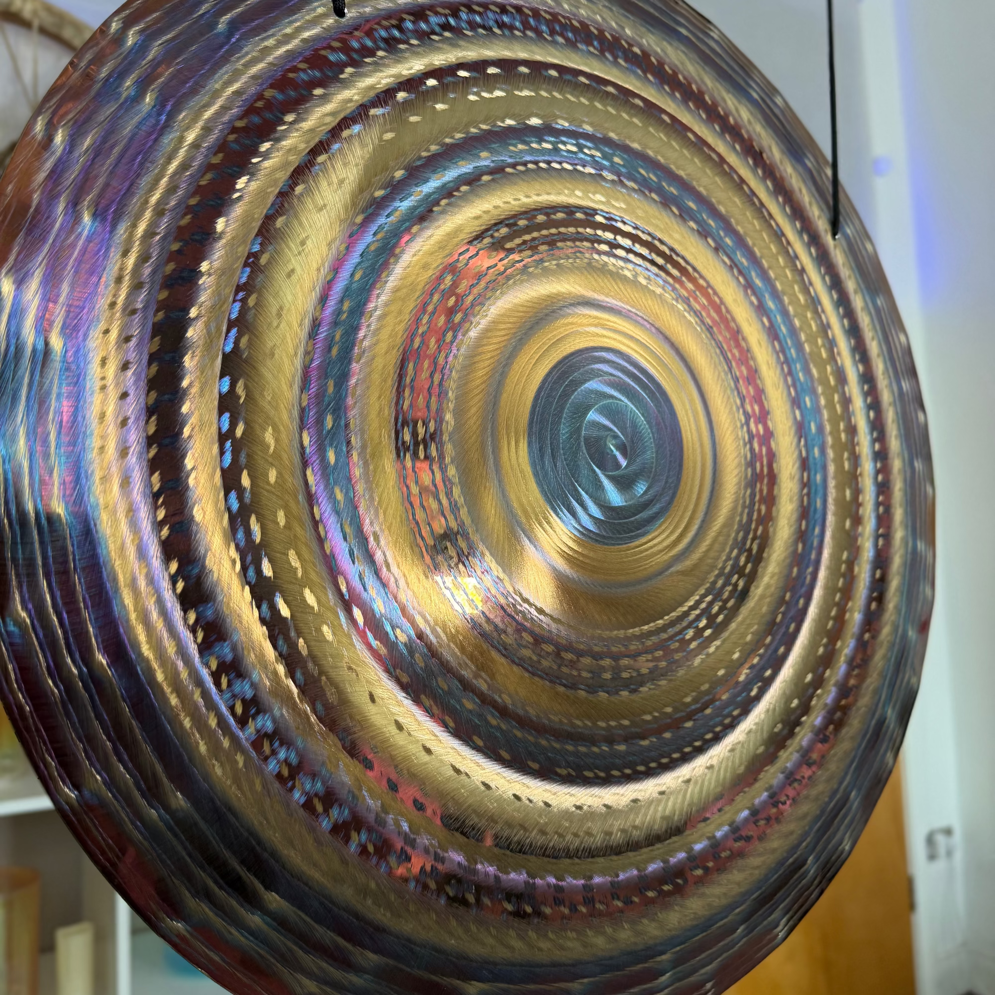 Grotta Sonora - 19"/48cm Handheld Gong (Aurora Spiral)