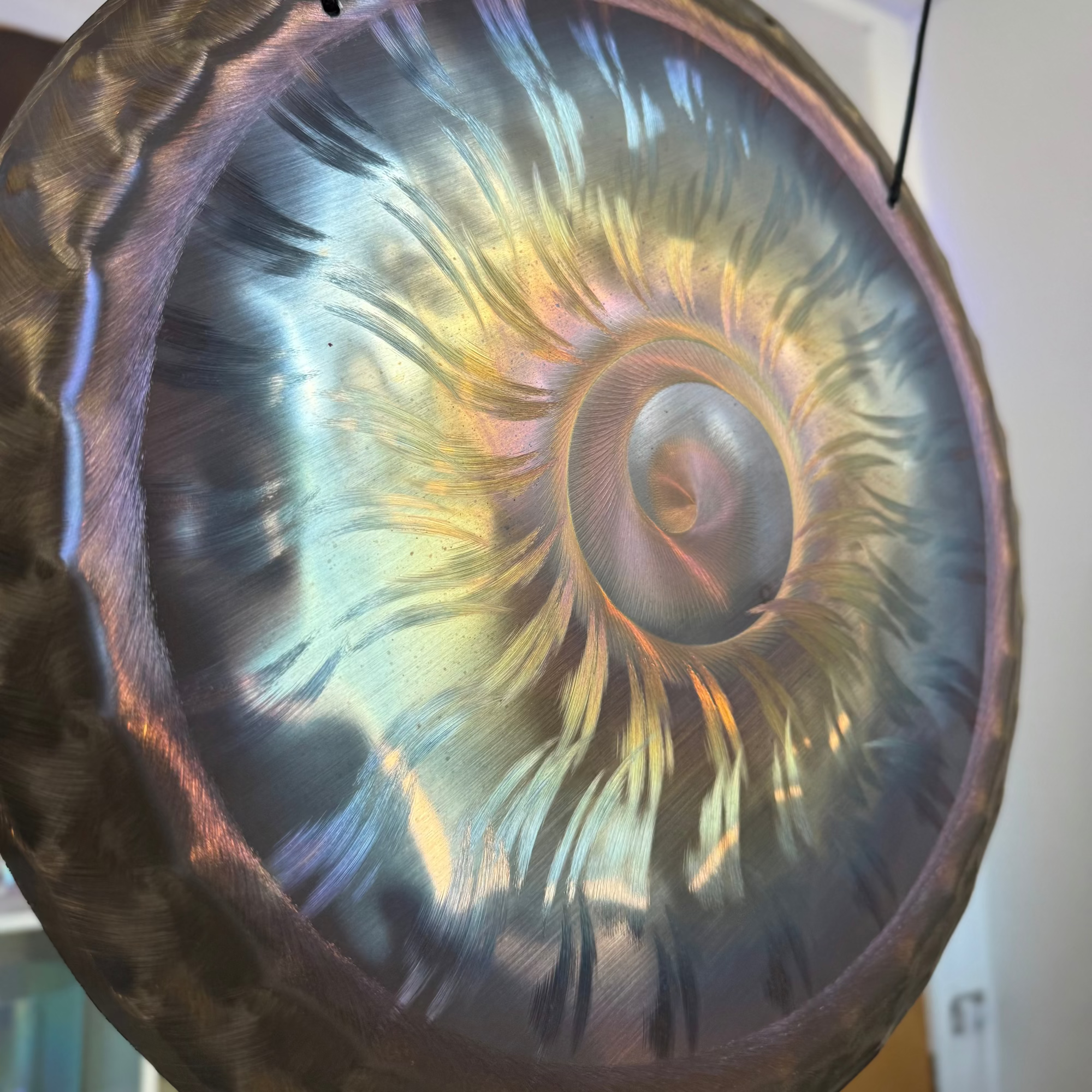 Grotta Sonora - 15" Nickel Silver Gong (Blue Flame)