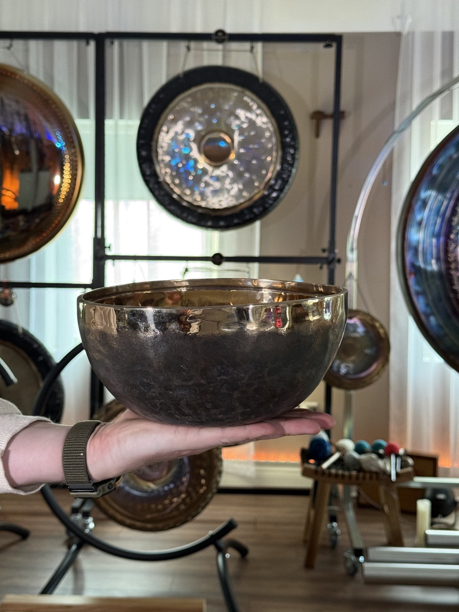 Devani Tibetan bowl