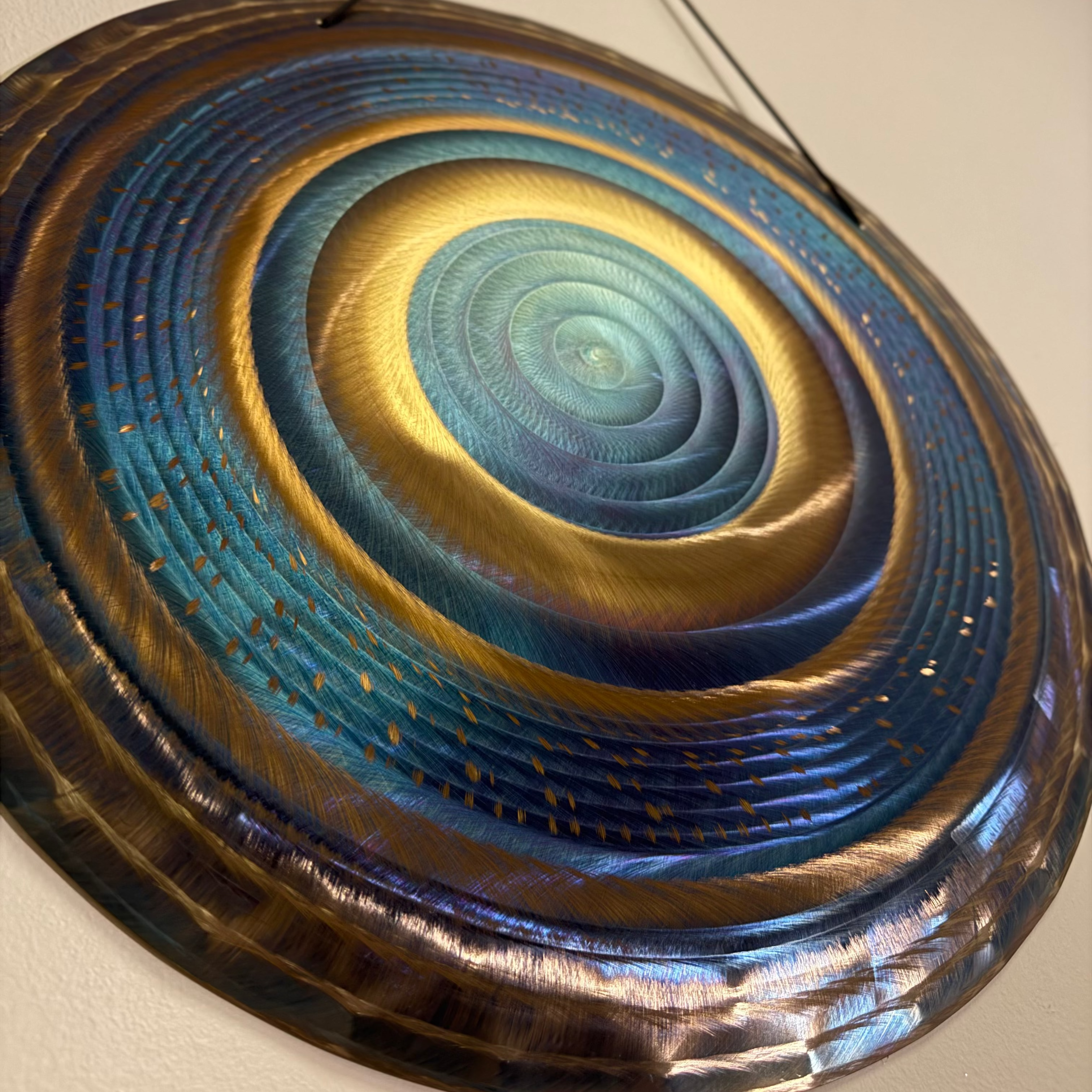 Grotta Sonora - 19”/48cm Handheld Gong (Blue & Gold)