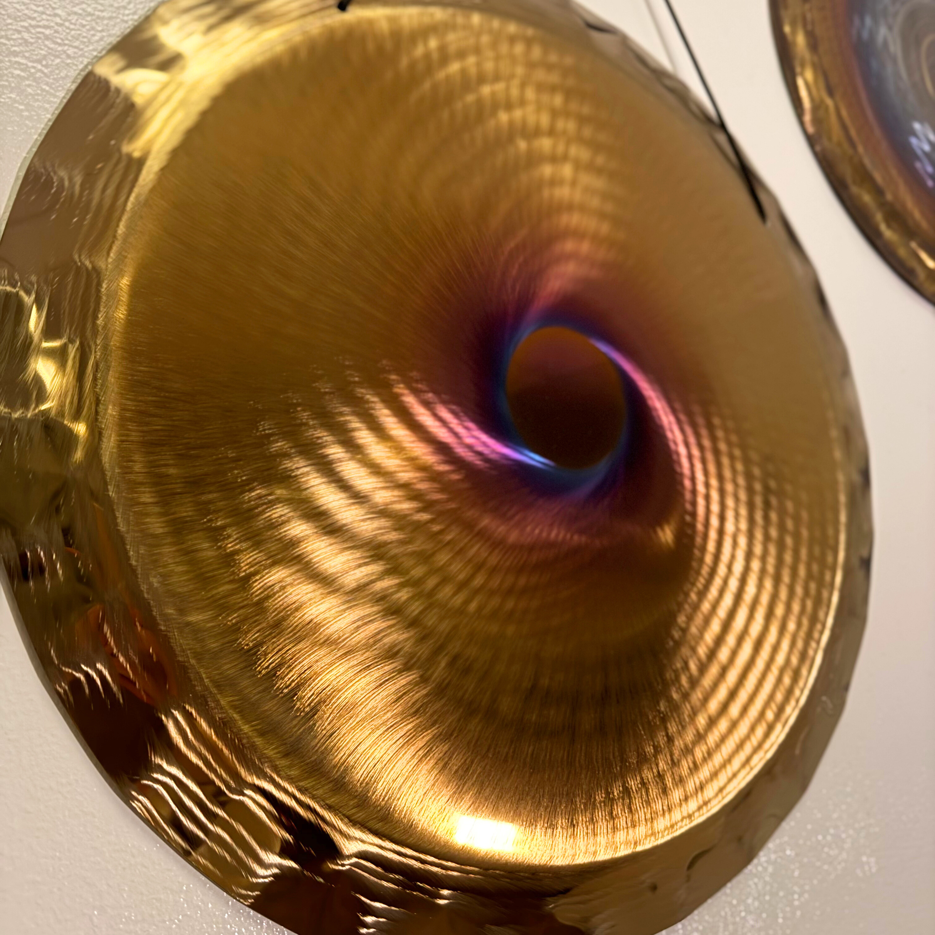 Grotta Sonora - 19”/48cm Handheld Gong  (Gold)