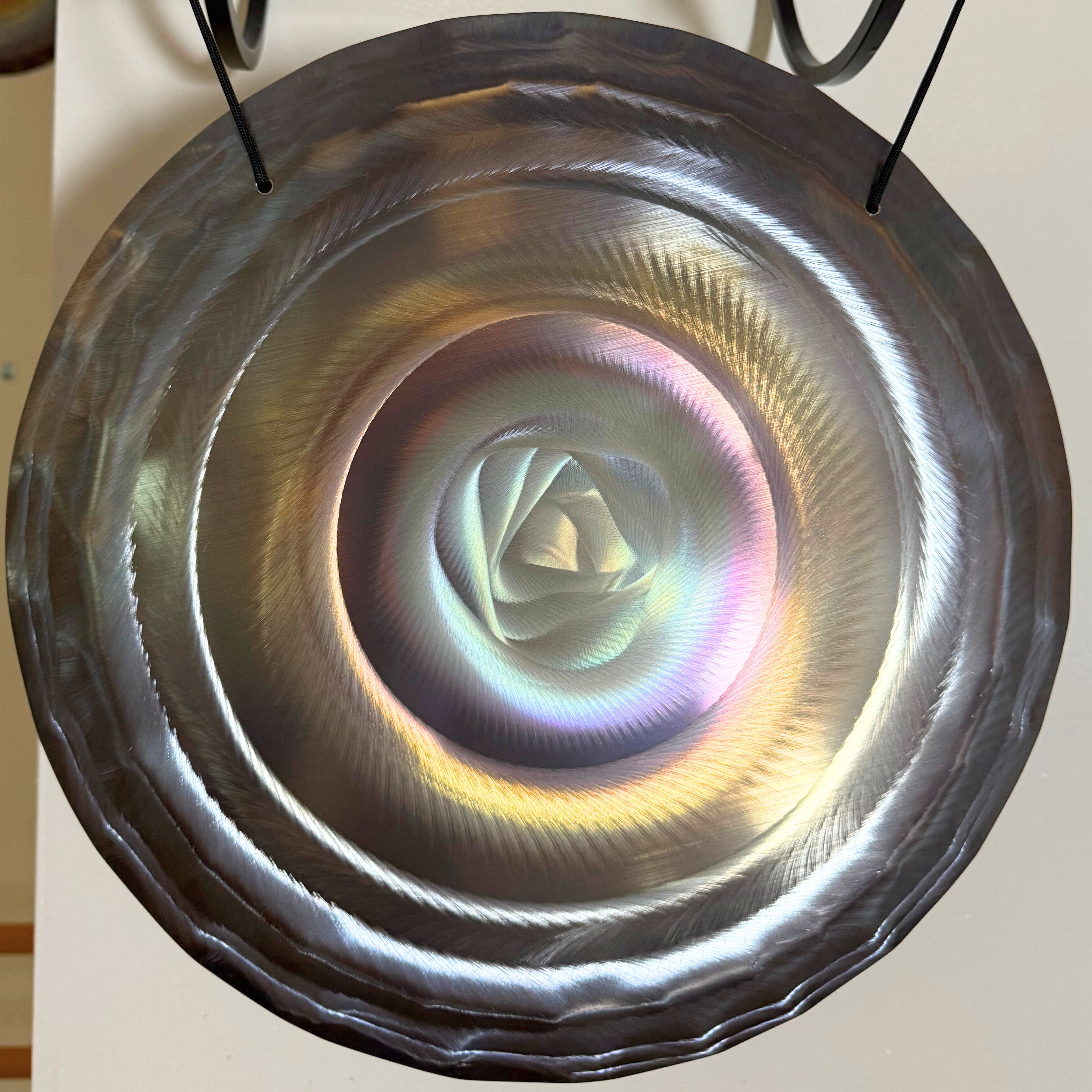 Grotta Sonora 15″/40cm Nickel Silver Handheld Gong (Rose)