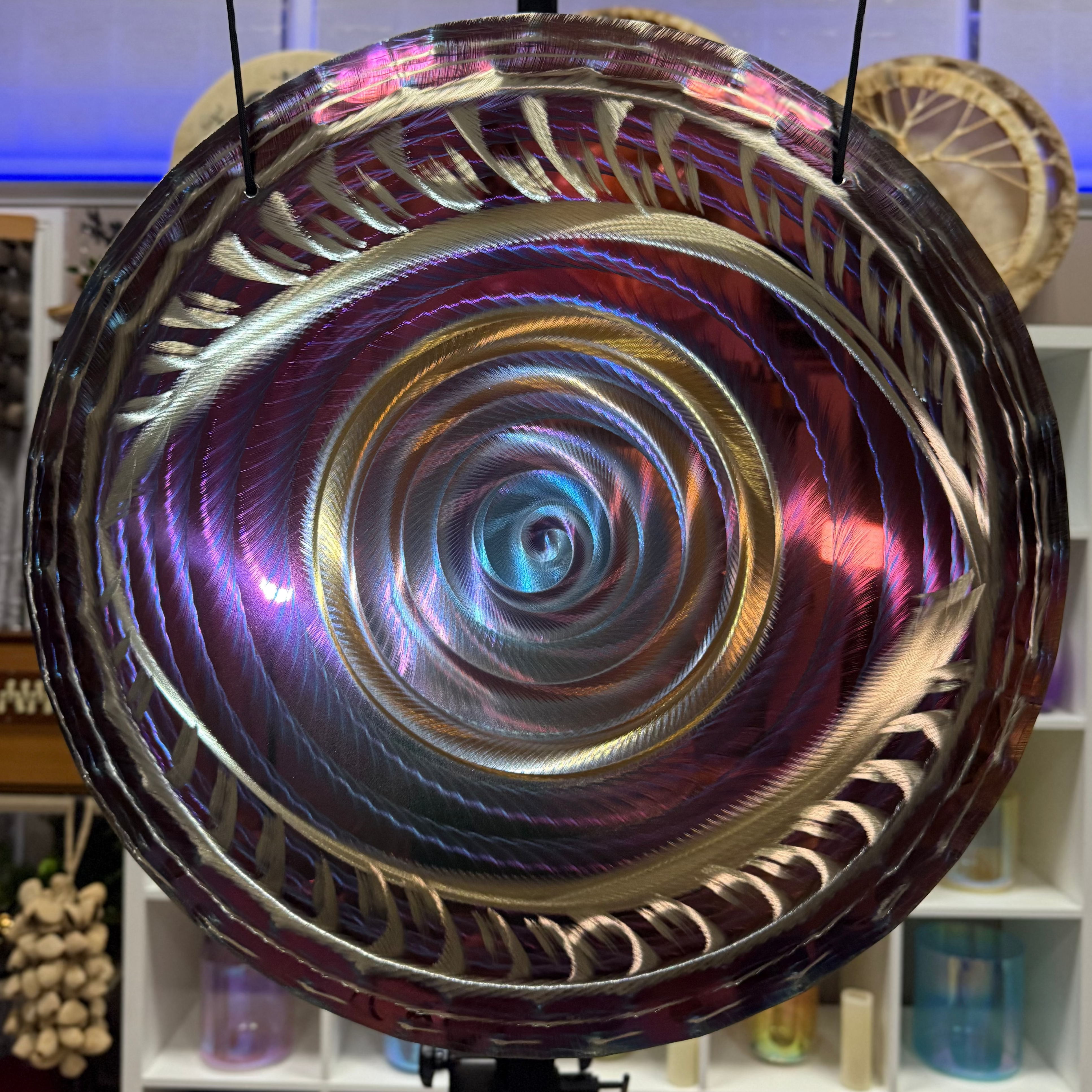 Grotta Sonora - 19”/48cm Handheld Gong (Eye of the Heart)